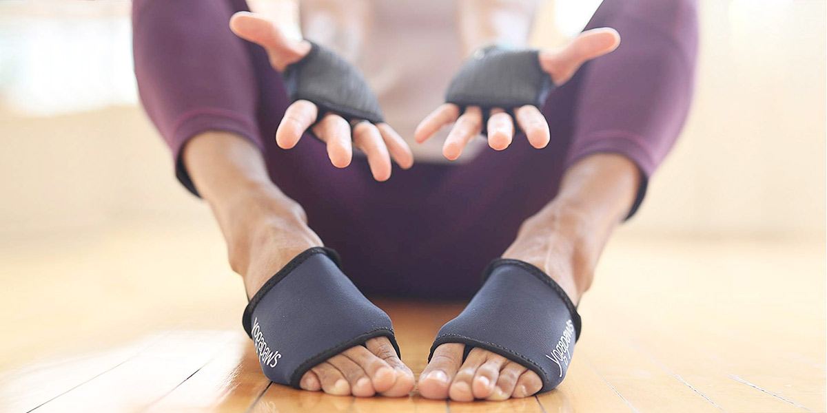 yoga gloves and socks